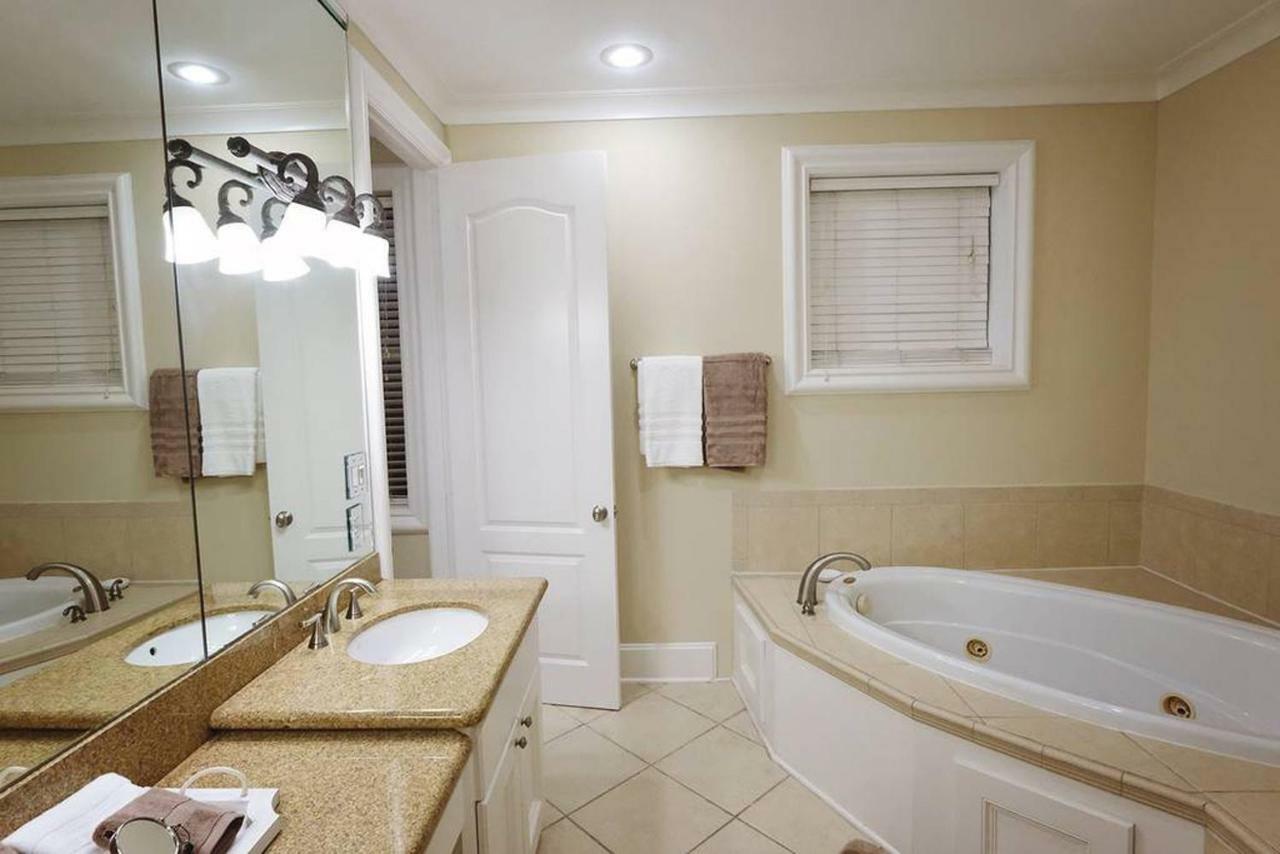 Downtown Museum District, Zoo, Parks, Nightlife! - Detering Apartment Houston Exterior foto